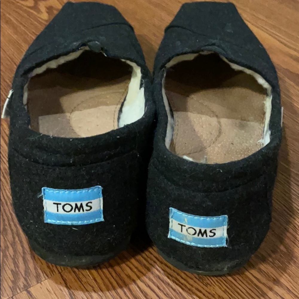 Toms - Picture 3 of 4